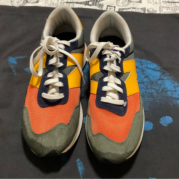 New Balance Yellow Orange Sneakers Retro Design - Picture 3 of 5